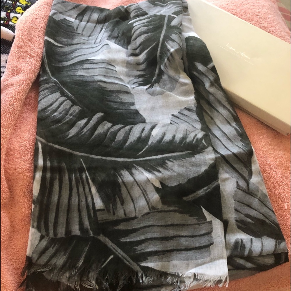 Gorgeous brand new in box India Hicks scarf/ wrap